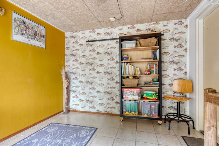 Photo 18 of Waterland 33