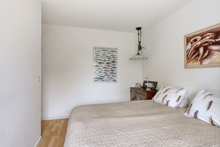 Photo 28 of Waterland 33