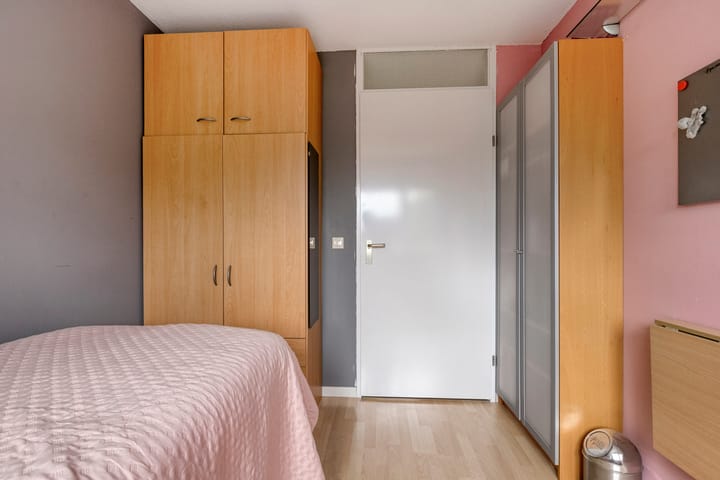 Photo 30 of Waterland 33