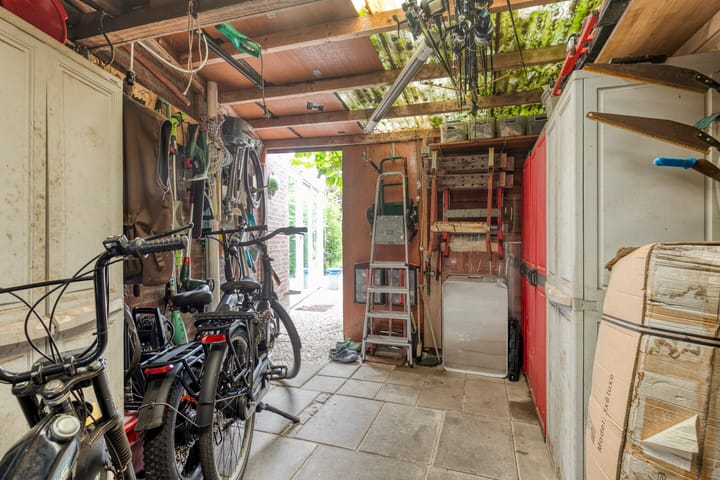 Photo 42 of Waterland 33