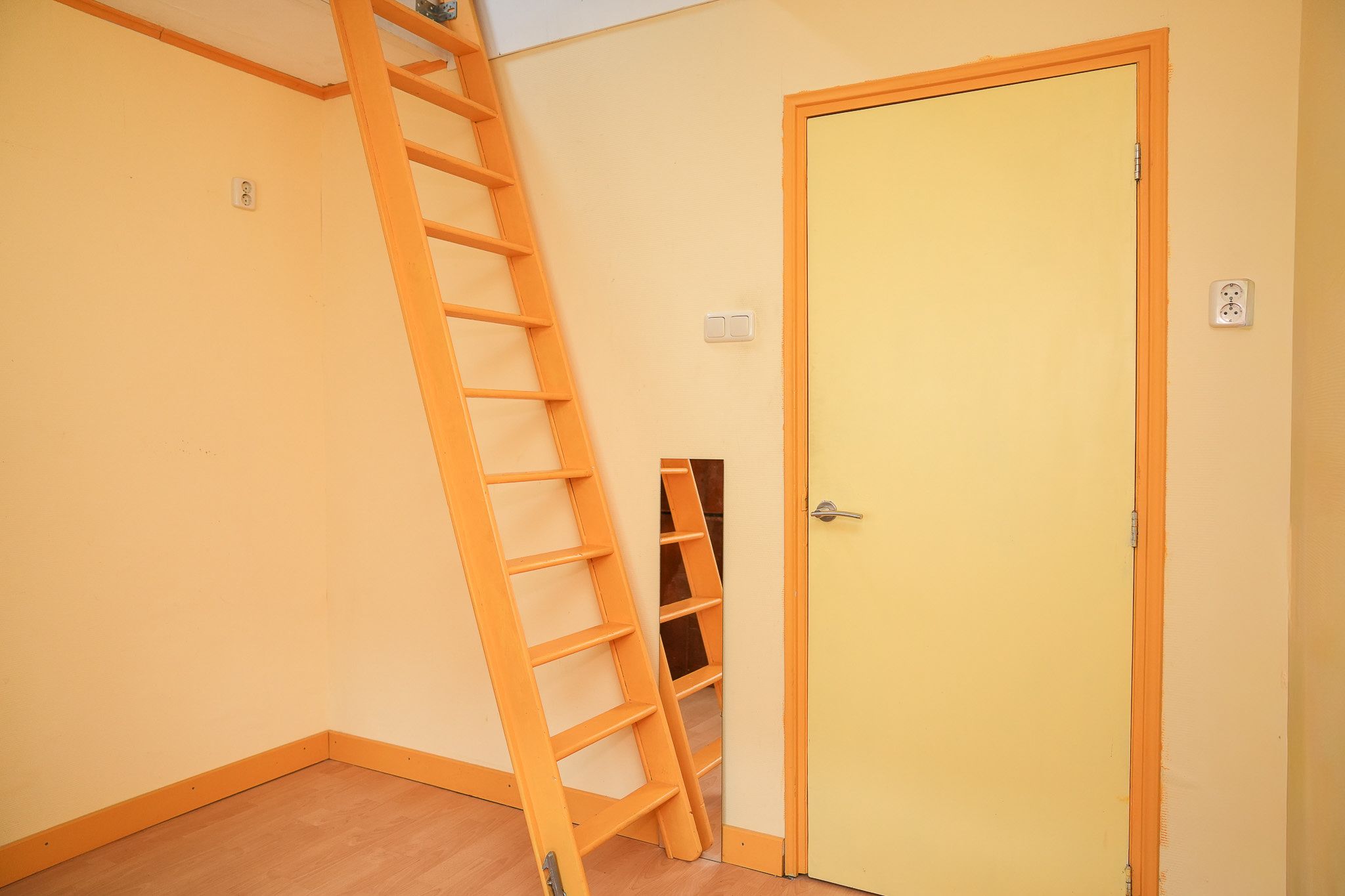 Foto 36 van Houtstraat 19