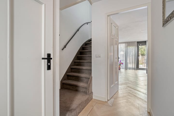 Foto 9 van Uranus 11