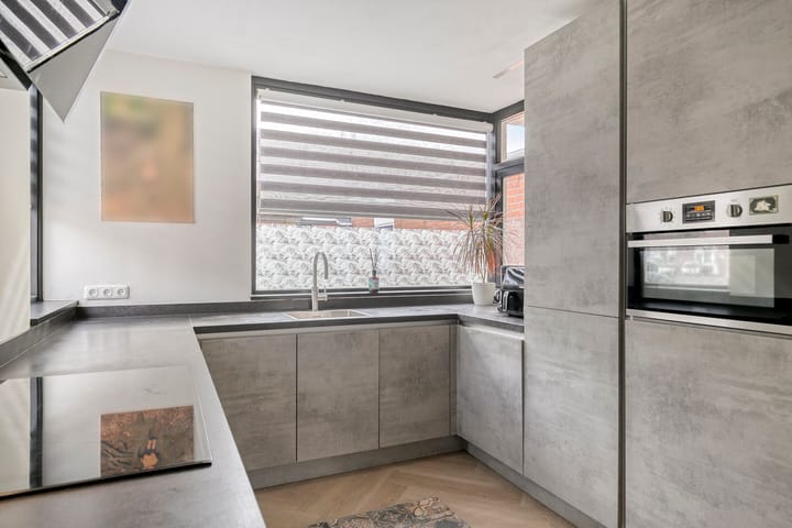 Foto 16 van Uranus 11