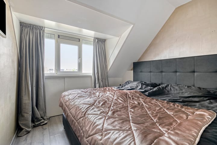 Foto 26 van Uranus 11