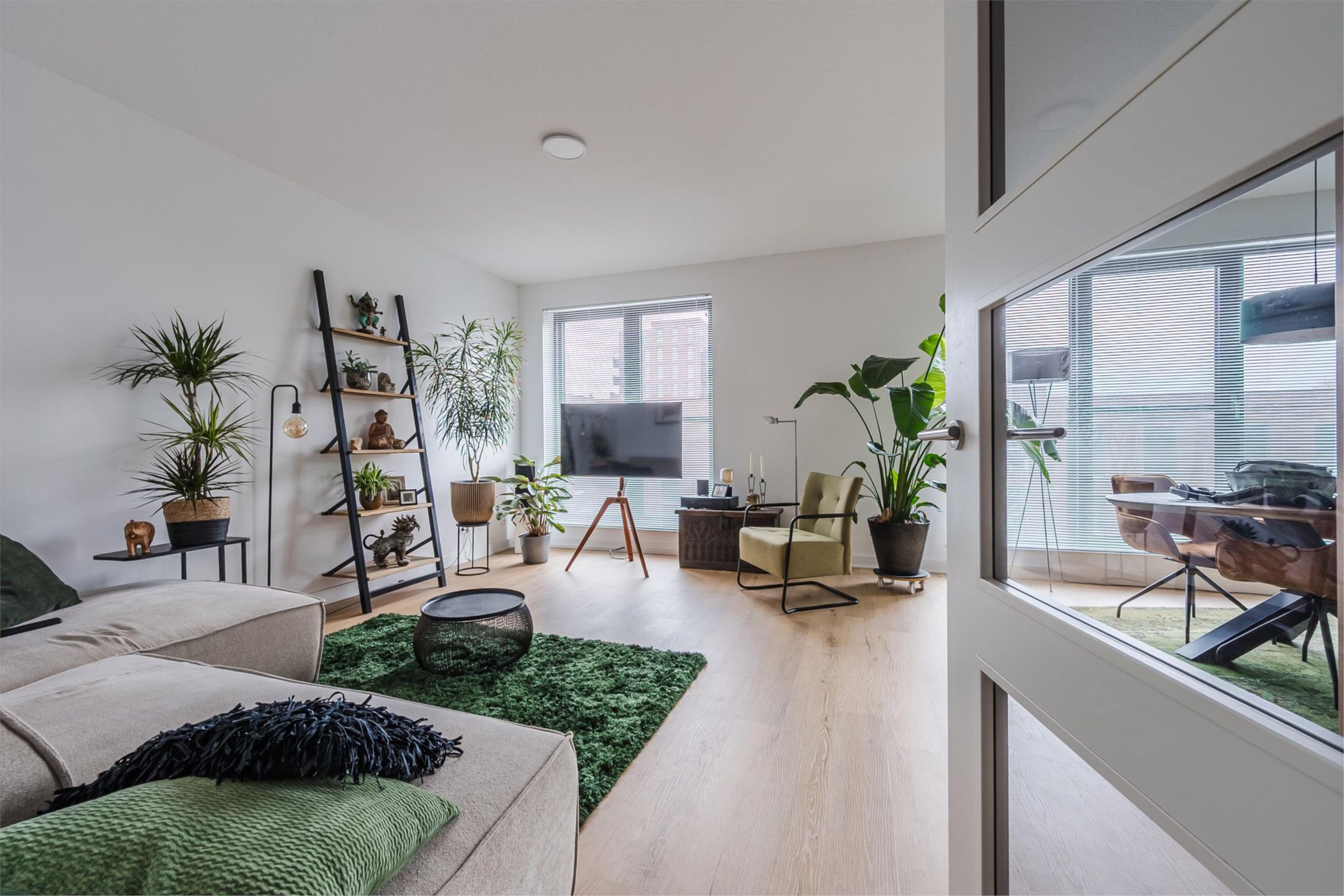 Foto 18 van Rosestraat 1123