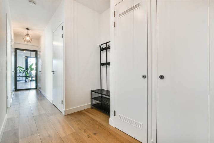 Photo 3 of Gustav Mahlerlaan 297