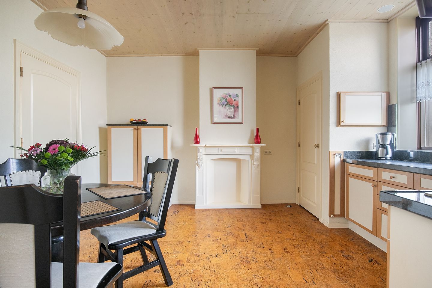 View photo 4 of Maasdijk 128