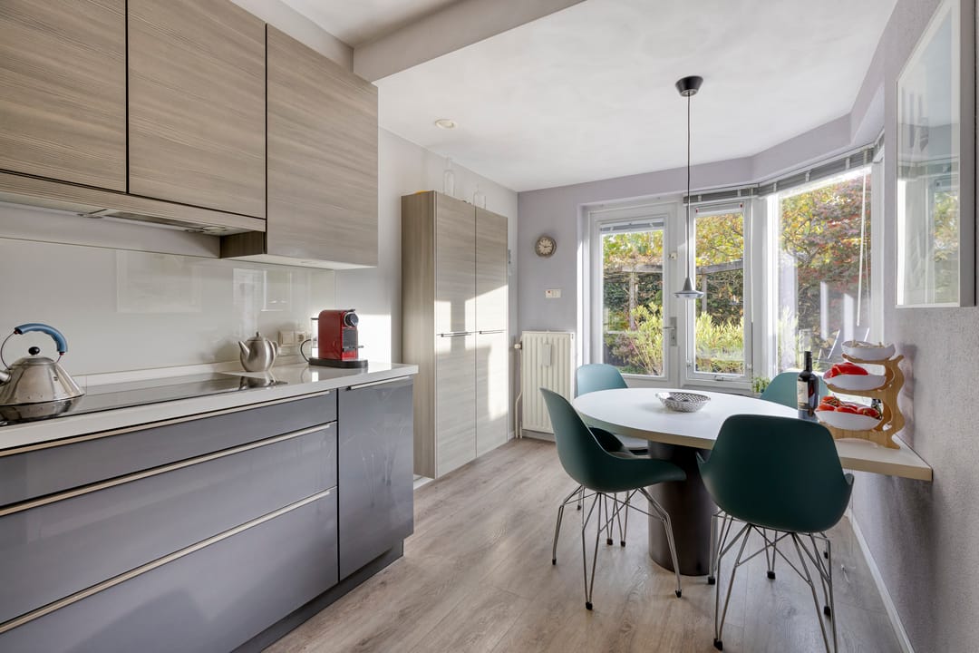 Foto 11 van Van Agtlaan 12