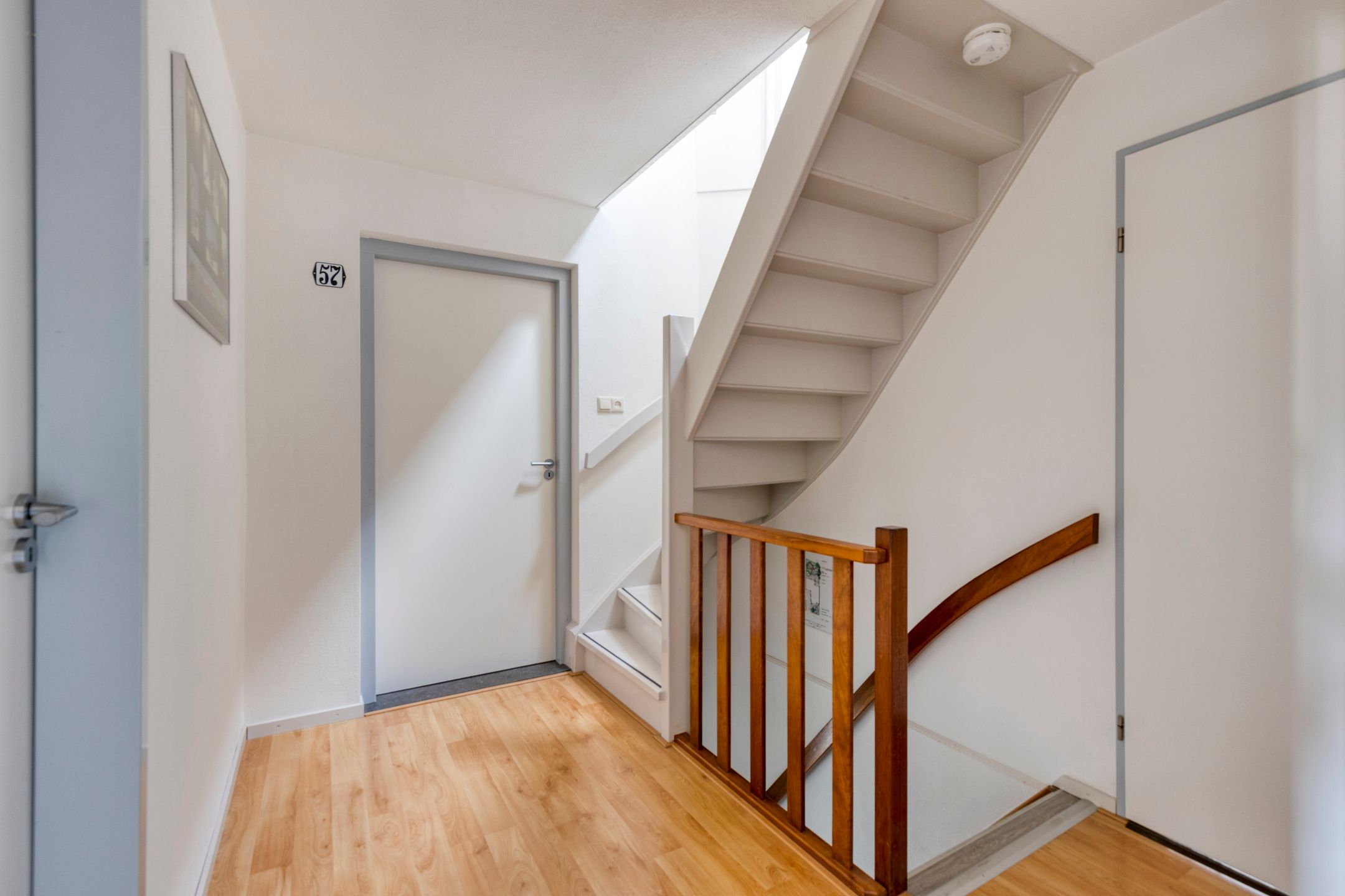 Foto 12 van Van Agtlaan 12