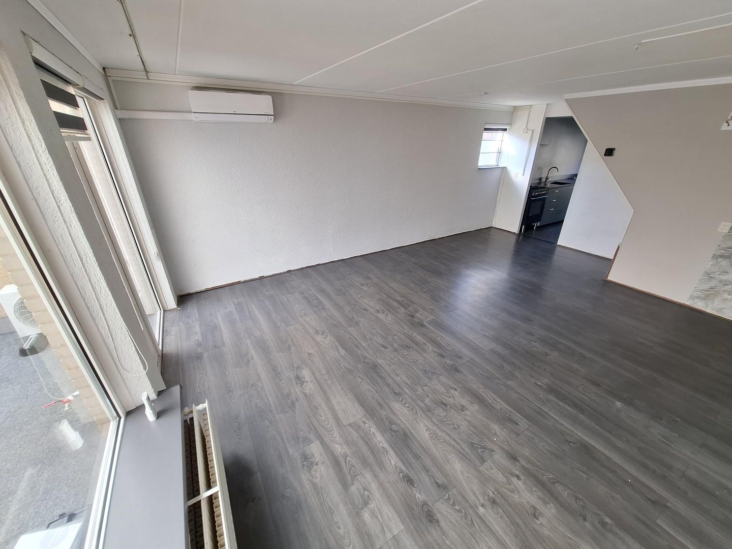 Photo 4 of Weerdesteynstraat 34