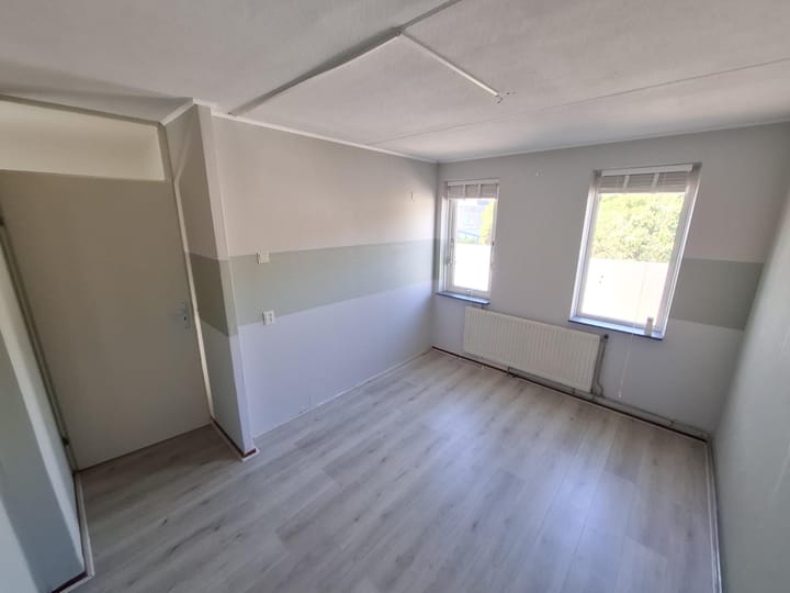 Photo 12 of Weerdesteynstraat 34