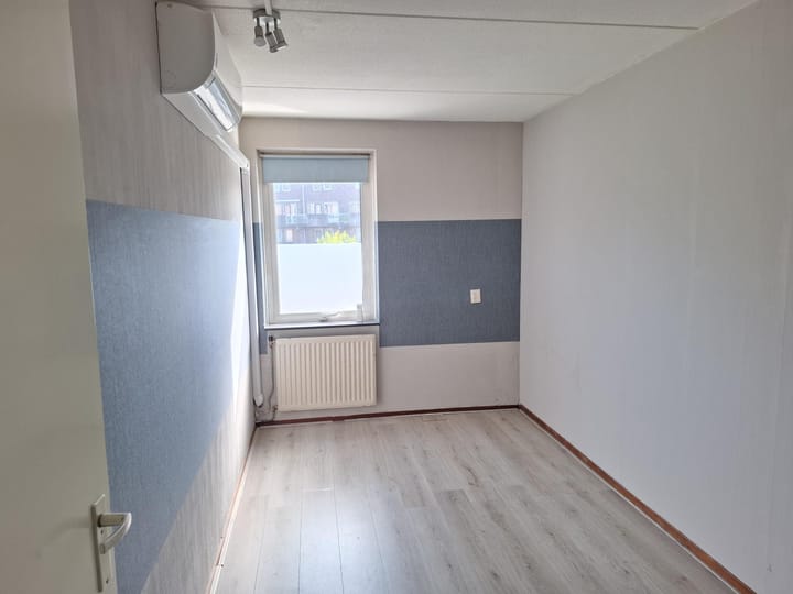 Photo 17 of Weerdesteynstraat 34