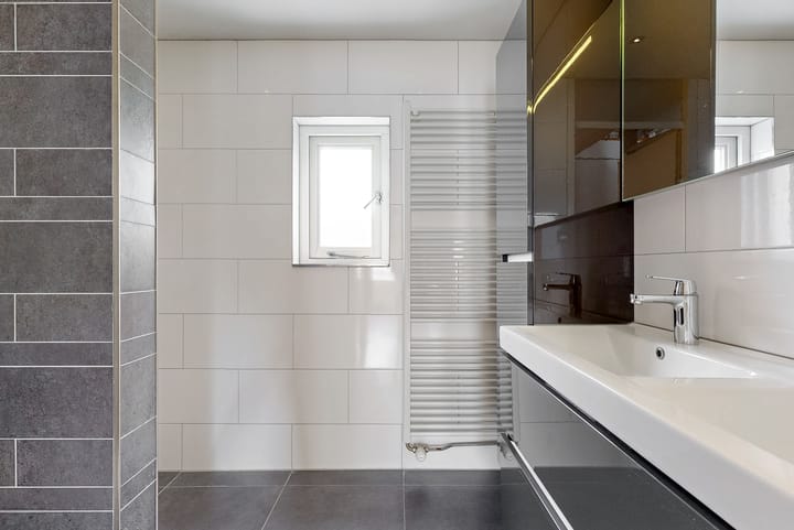 Photo 21 of Thalia 13