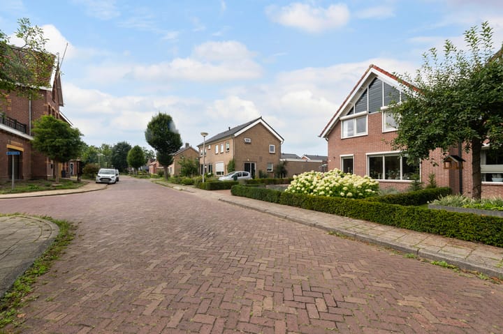 Foto 36 van Lindelaan 15