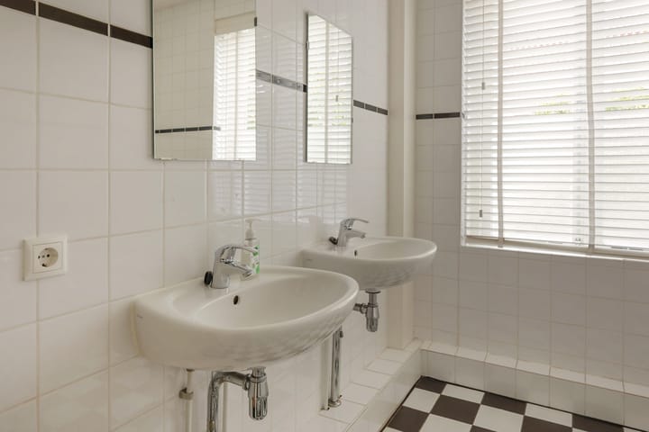 Photo 17 of Willem Eggertstraat 3