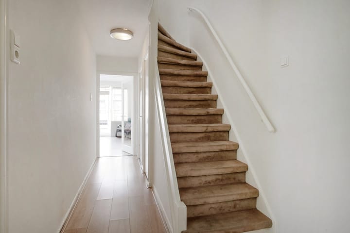 Photo 21 of Willem Eggertstraat 3