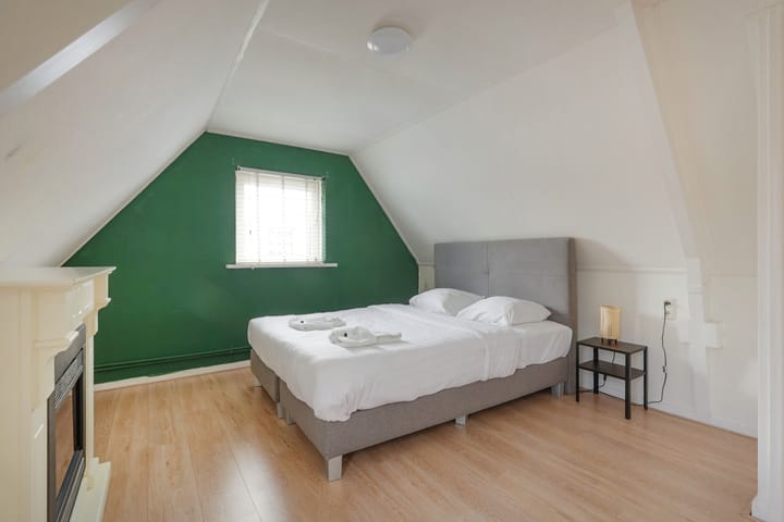 Photo 23 of Willem Eggertstraat 3