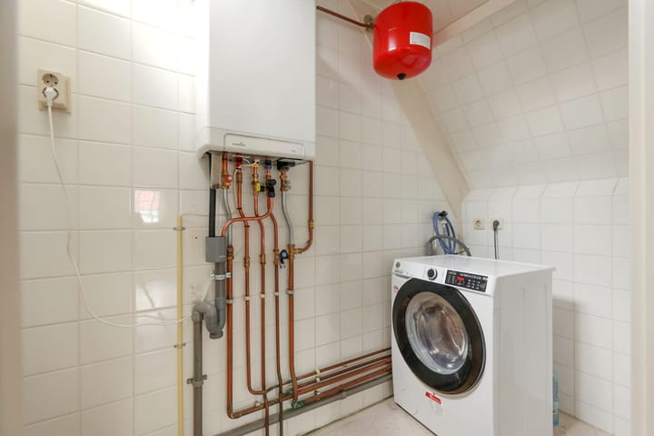 Photo 27 of Willem Eggertstraat 3