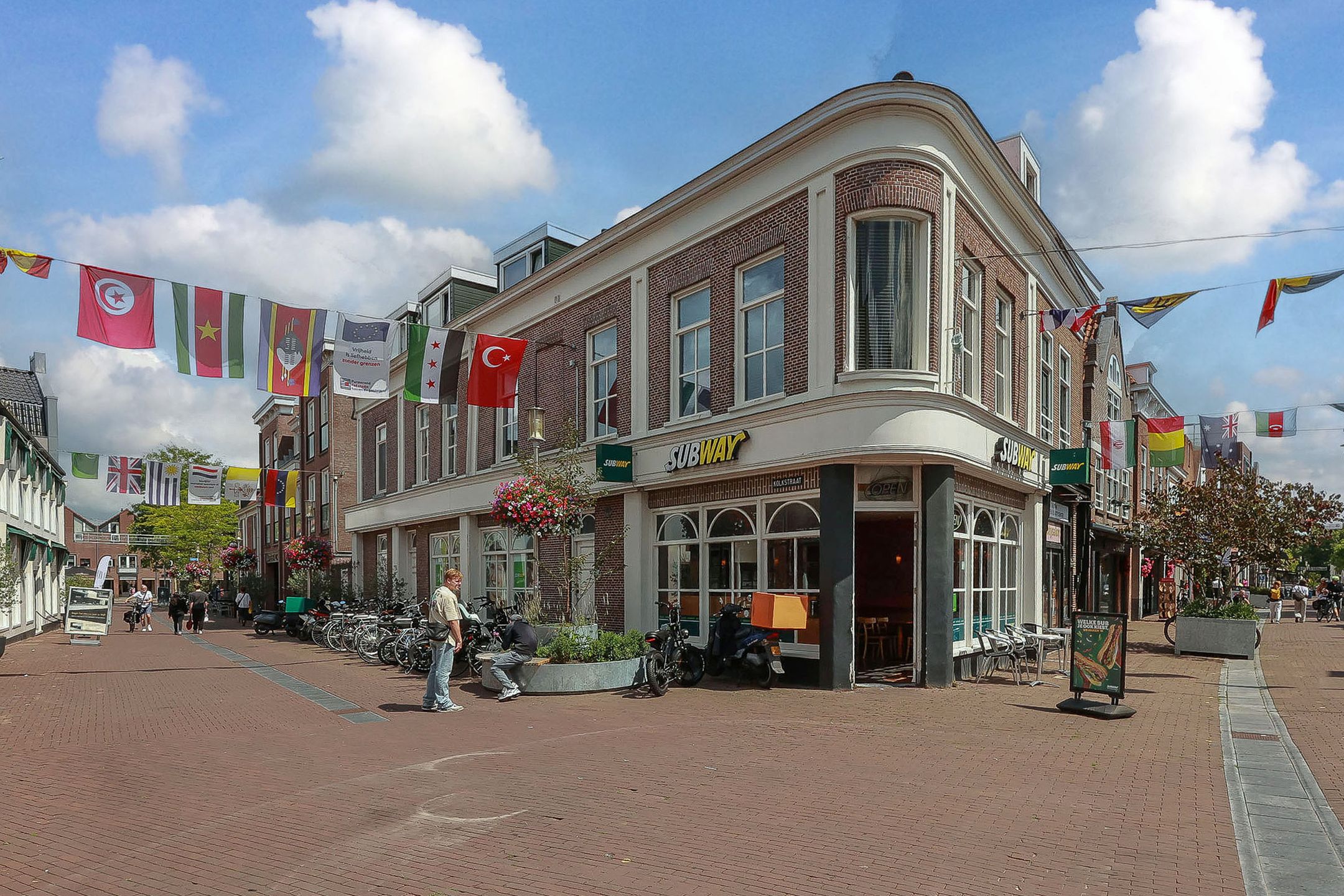 Photo 24 of Willem Eggertstraat 3