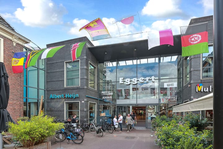 Photo 32 of Willem Eggertstraat 3