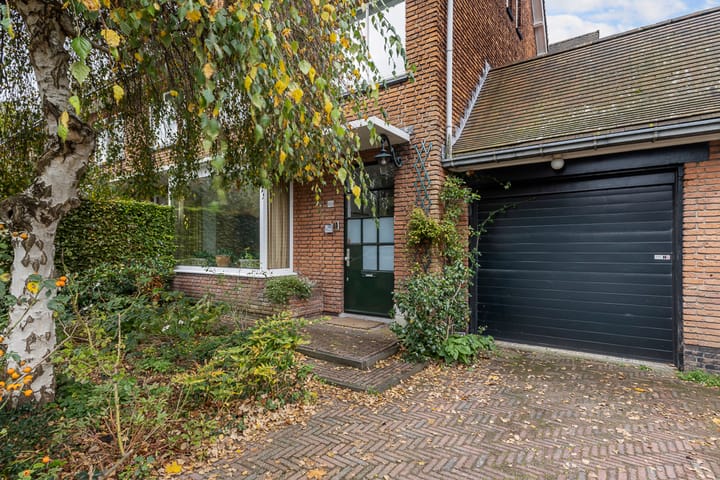 Foto 2 van Charlotte van Montpensierlaan 69