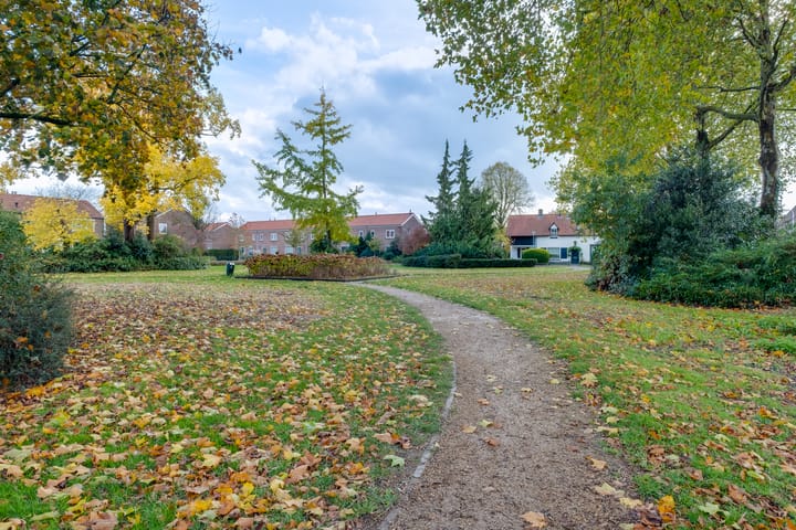 Foto 33 van Schoolplein 4