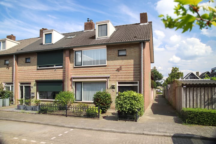 Tooropstraat 8