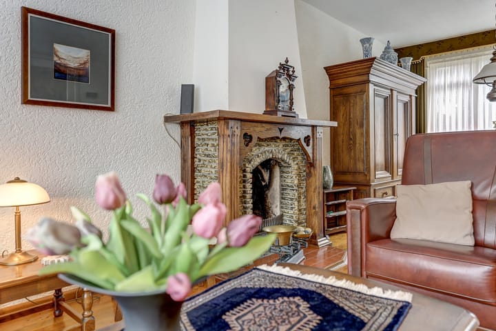 Photo 4 of Tooropstraat 8