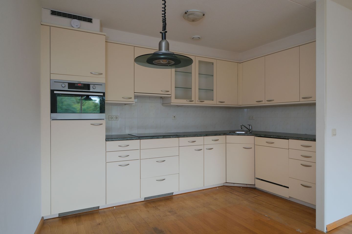 Photo 10 of Beethovenlaan 185