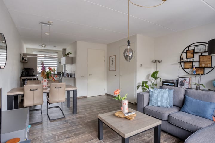 Foto 12 van Avondrood 25