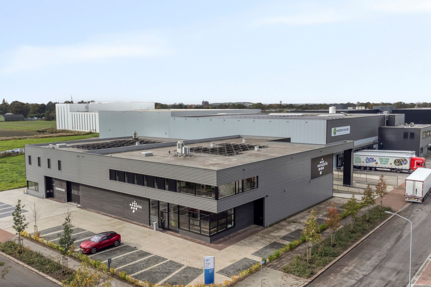 View photo 3 of Rijnerf 17