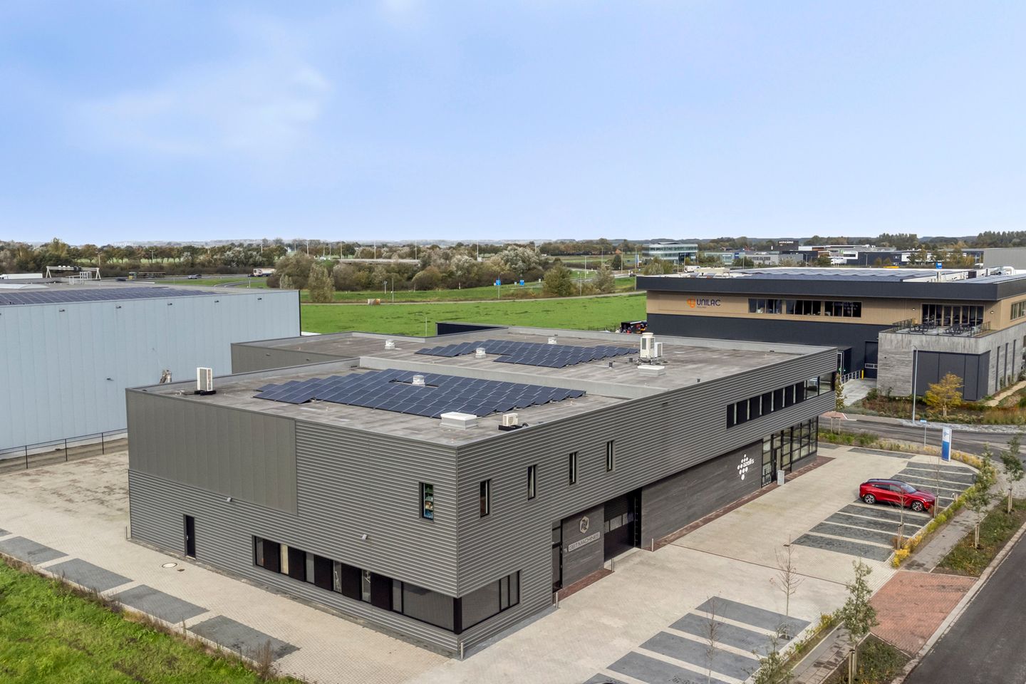 View photo 2 of Rijnerf 17