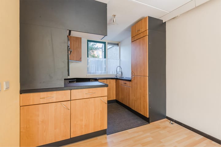 Foto 14 van Weegbreestraat 17