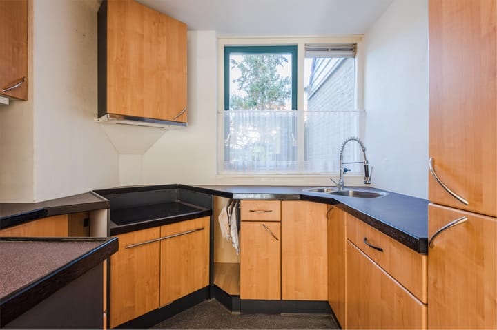 Foto 16 van Weegbreestraat 17