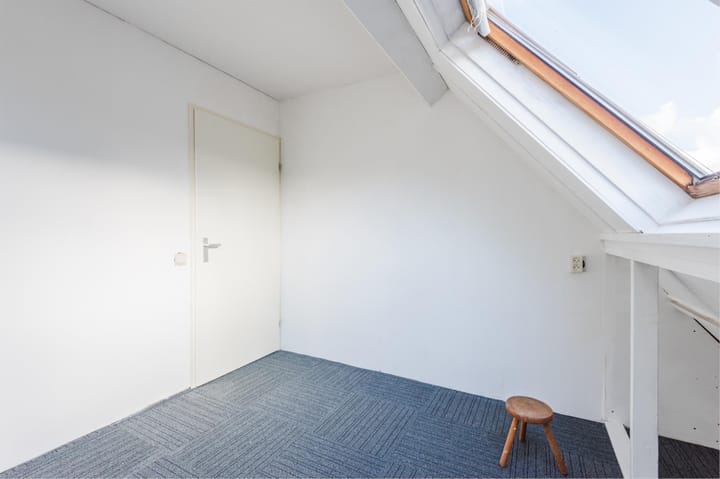 Foto 32 van Weegbreestraat 17