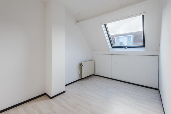 Foto 33 van Weegbreestraat 17