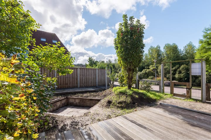 Foto 46 van Weegbreestraat 17