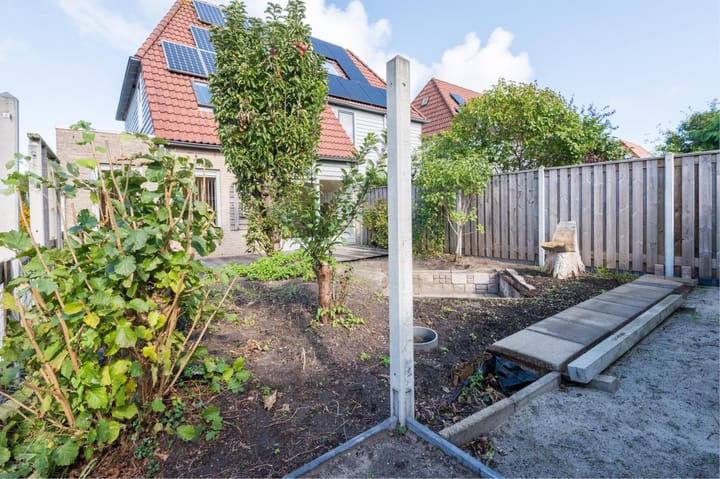 Foto 48 van Weegbreestraat 17