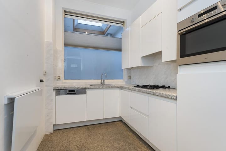 Foto 10 van Van Beuningenstraat 65