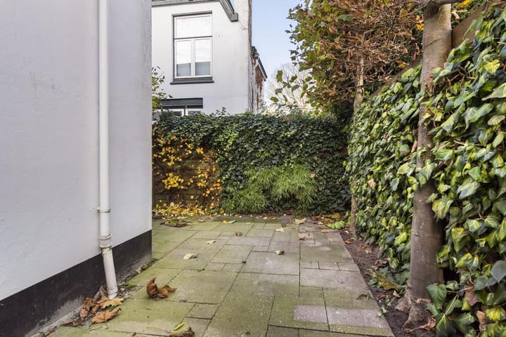 Foto 17 van Van Beuningenstraat 65