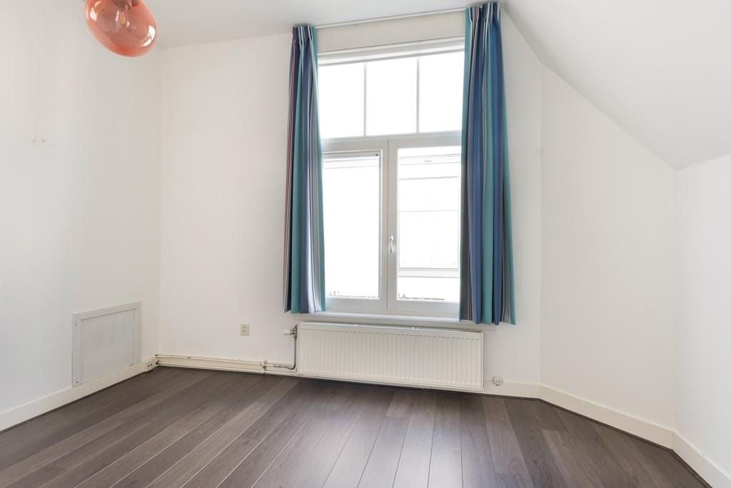 Foto 26 van Van Beuningenstraat 65