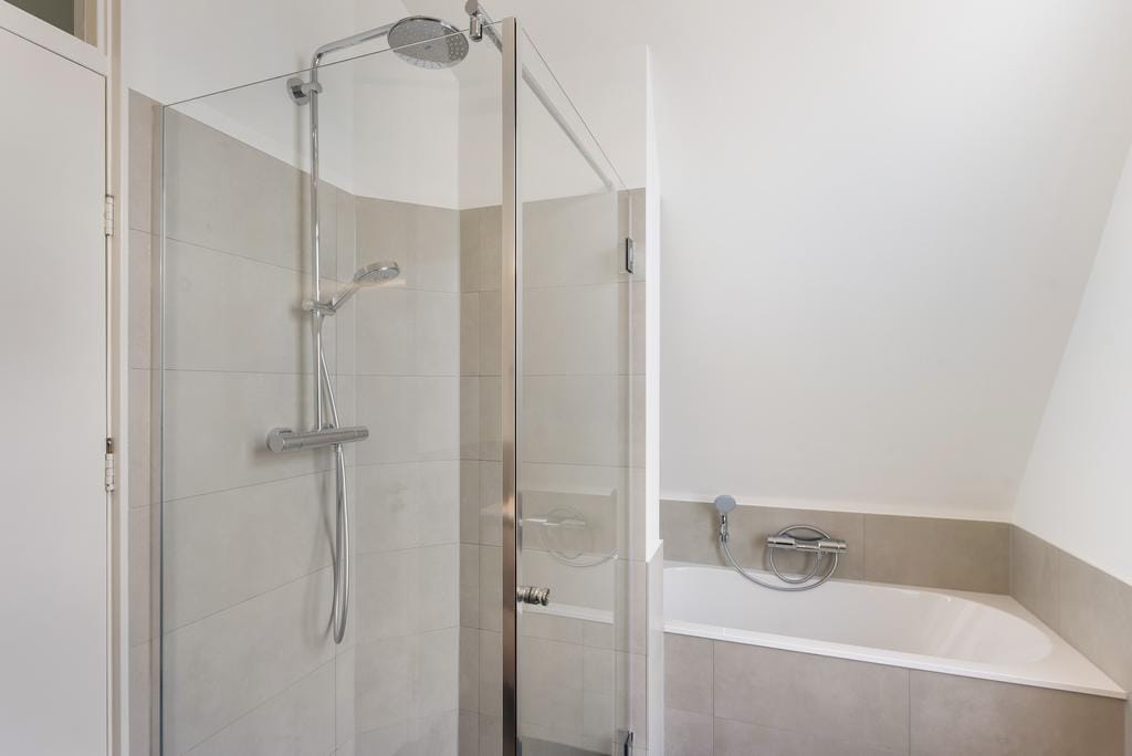 Foto 29 van Van Beuningenstraat 65