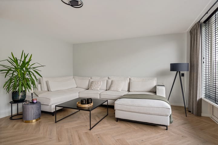 Foto 12 van Roos Vosstraat 15