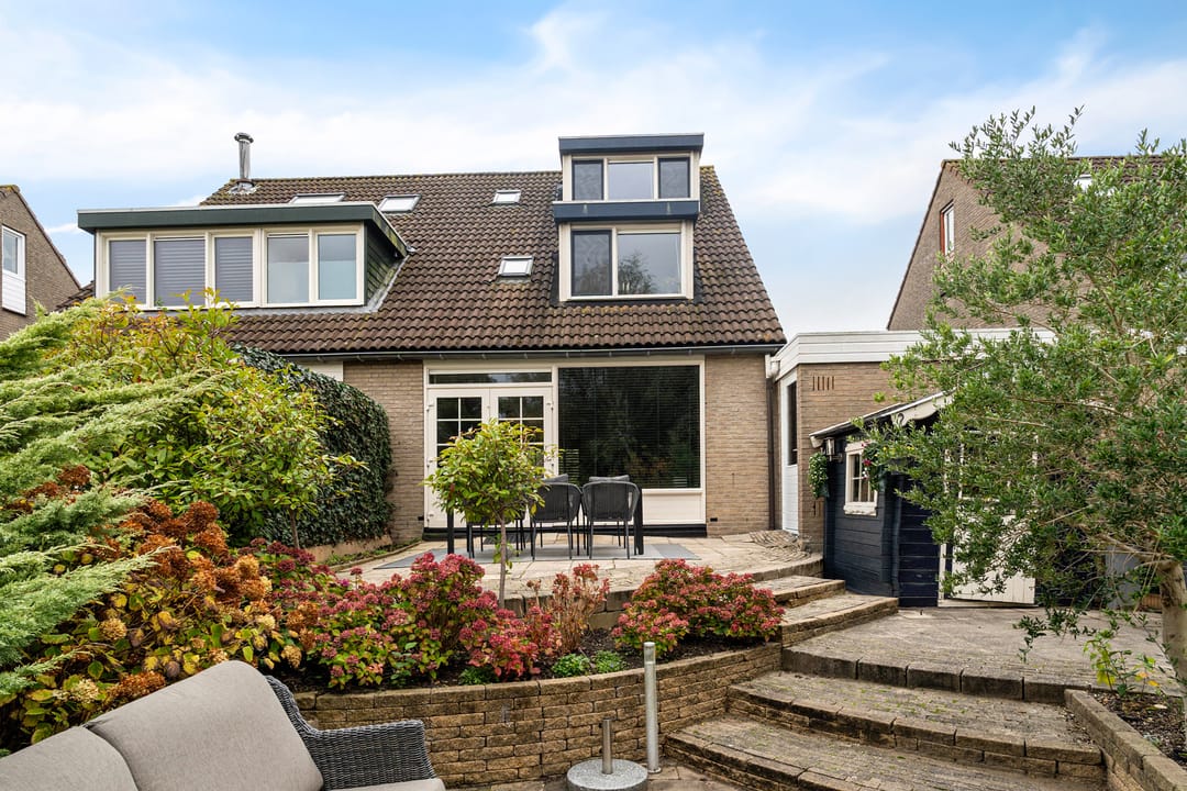 Foto 17 van Roos Vosstraat 15