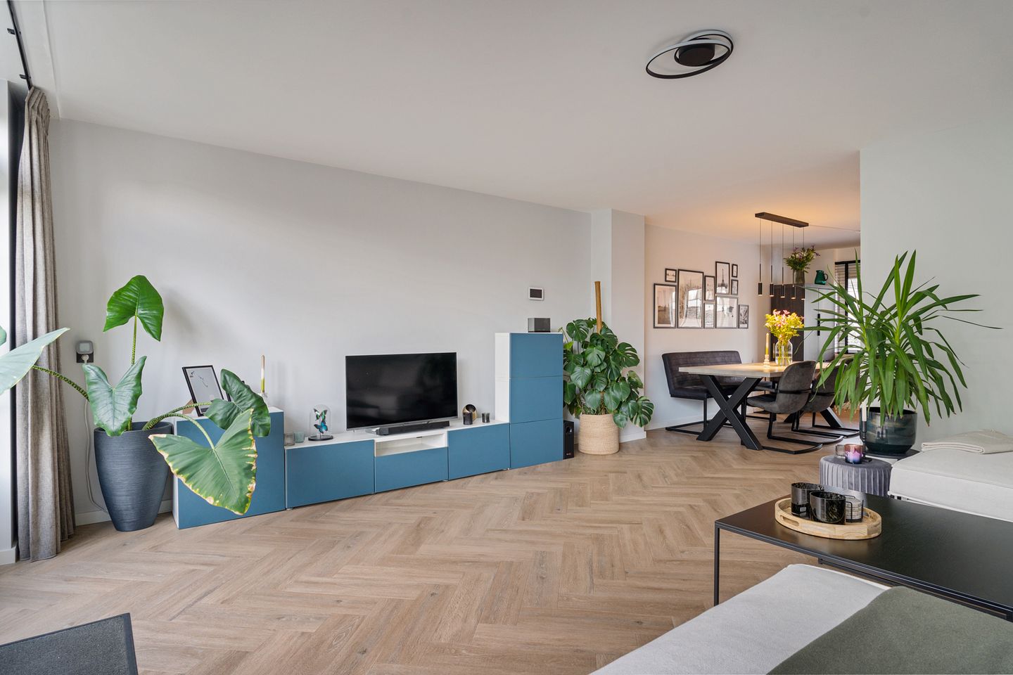 Foto 20 van Roos Vosstraat 15