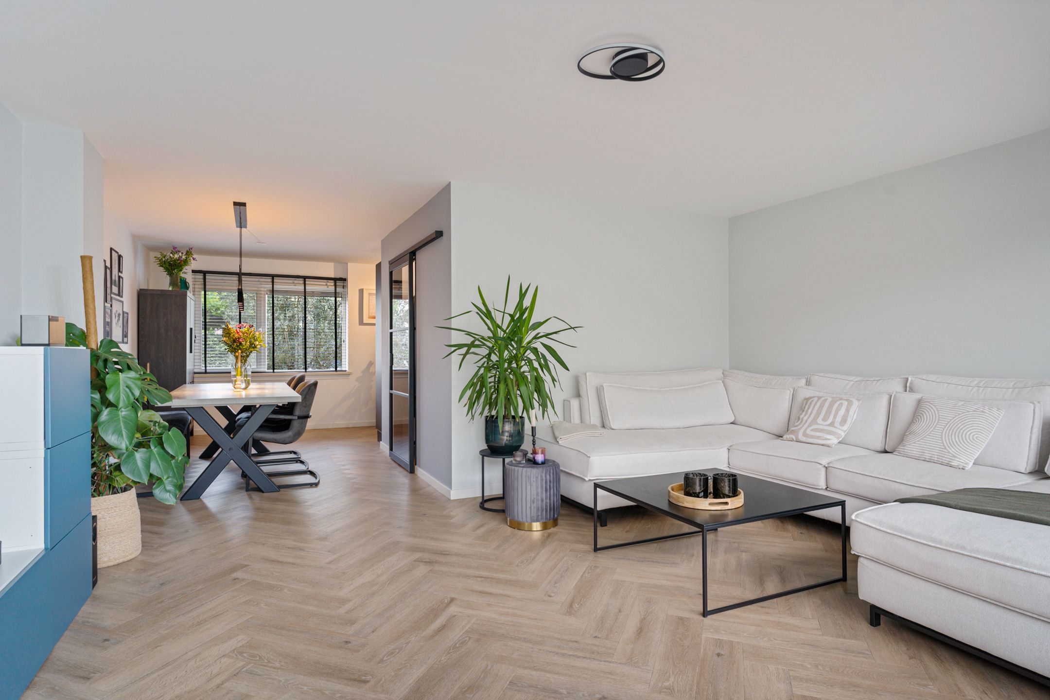 Foto 21 van Roos Vosstraat 15