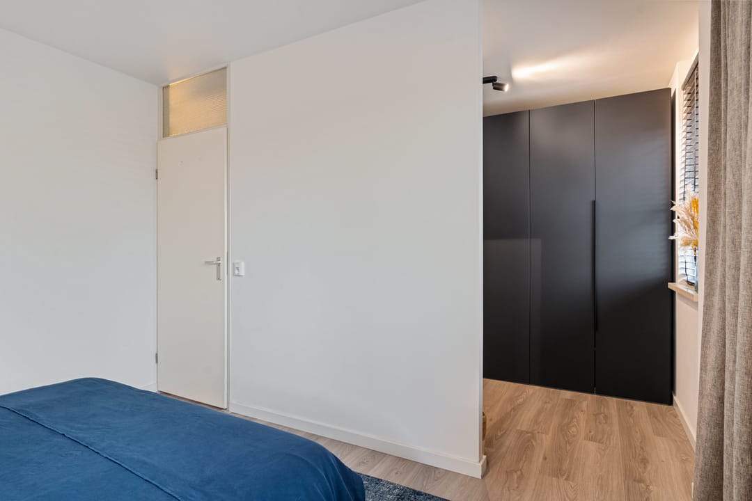 Foto 32 van Roos Vosstraat 15