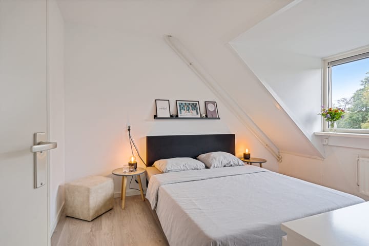 Foto 38 van Roos Vosstraat 15