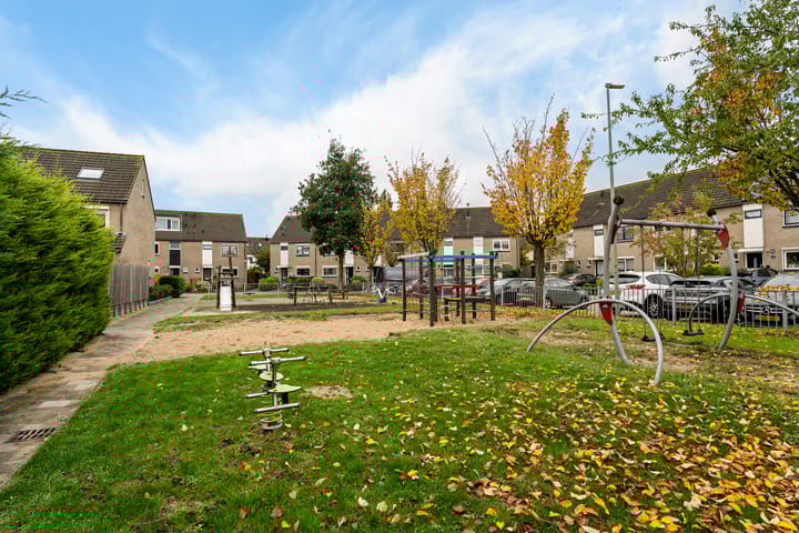 Foto 45 van Roos Vosstraat 15