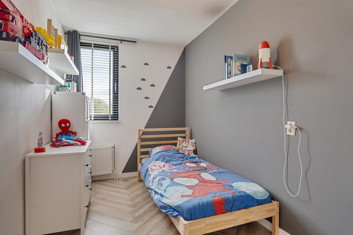 Photo 40 of Kenenburgstraat 12